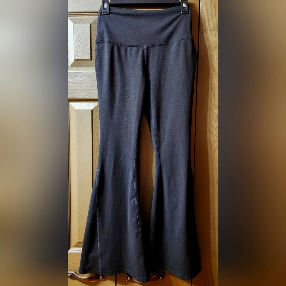 MTA SPORT, WOMENS/JUNIORS LEGGINGS, SIZE SMALL, BLACK